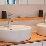 Altes Von 1756 - Straussengut Apartamento