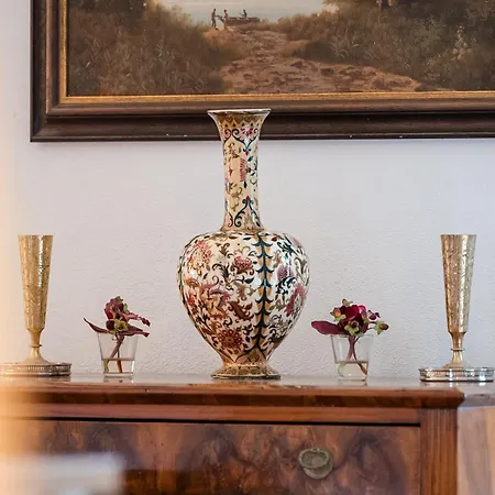 Altes Von 1756 - Straussengut Daire