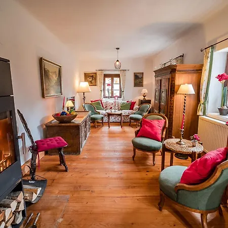 Altes Von 1756 - Straussengut *