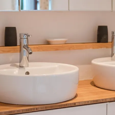 Altes Von 1756 - Straussengut Daire