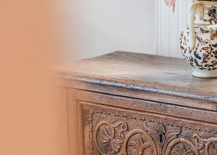 Apartman Altes Von 1756 - Straussengut