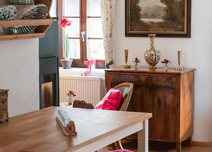 Altes Von 1756 - Straussengut