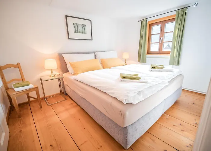 Altes Von 1756 - Straussengut